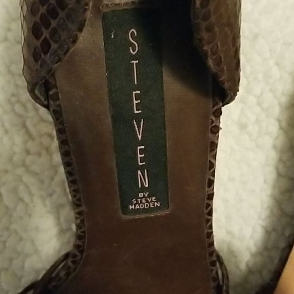 Steve Madden Sahana brown snakeskin D'orsay heels - Picture 4 of 6
